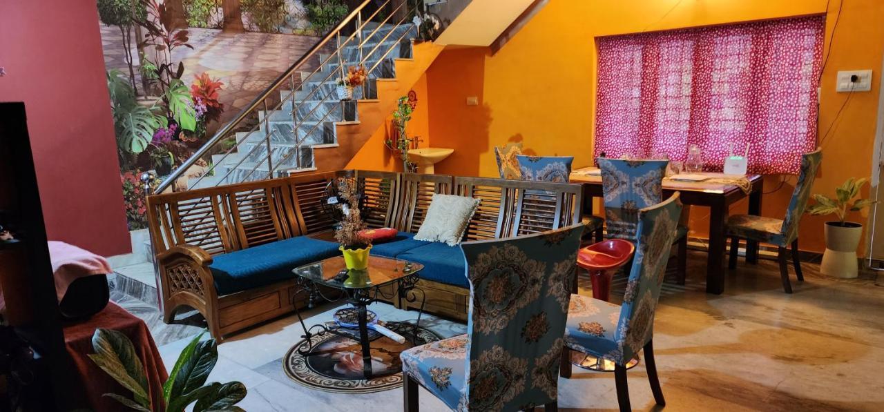 Jj'S White House Hotel Thrissur Exterior foto