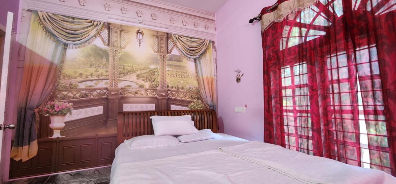 Jj'S White House Hotel Thrissur Exterior foto